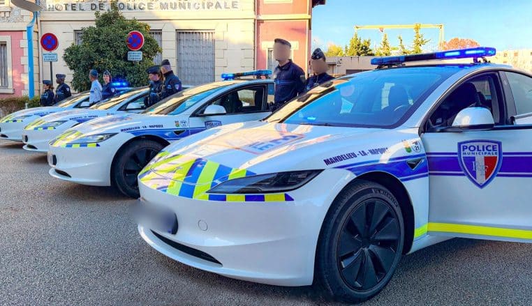 Police voiture Tesla