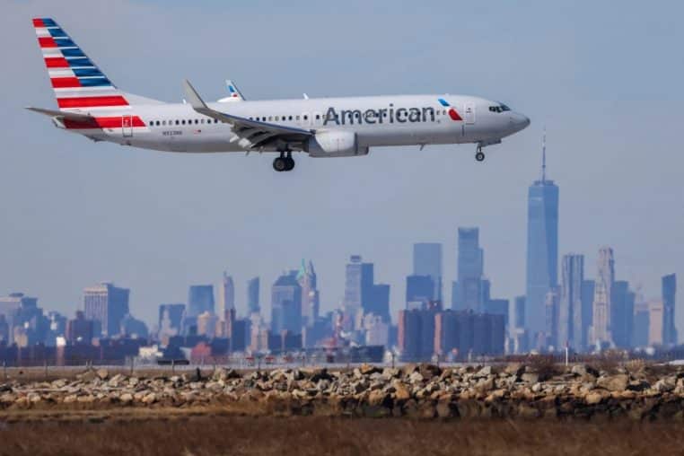 Couple vs american airlines
