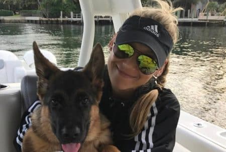 Anna Kournikova photographiée en fauteuil roulant