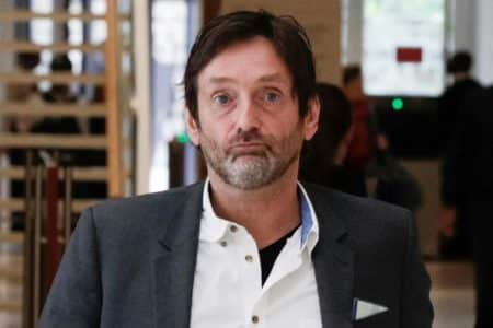 pierre-palmade-apparition-surprise-aux-enfoires-copie.jpg