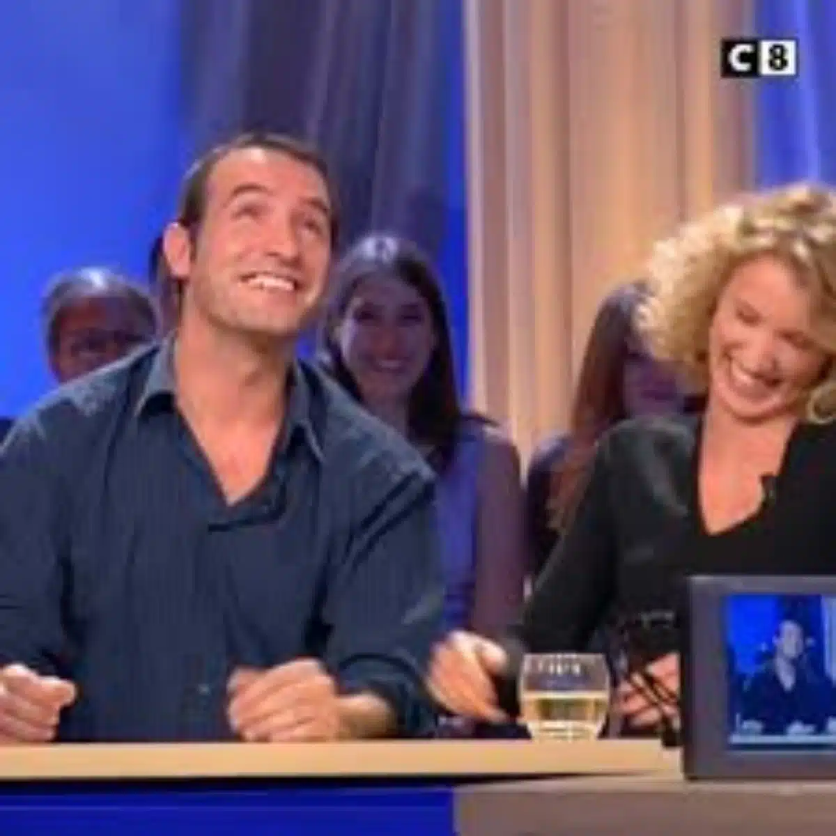 4 Jean Dujardin scoop Alexandra Lamy