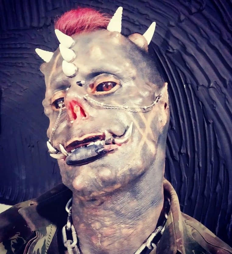 Homme satan Diabão Praddo