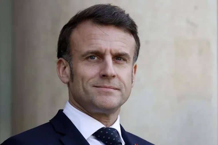 emmanuel macron qui sont frere et soeur - copie