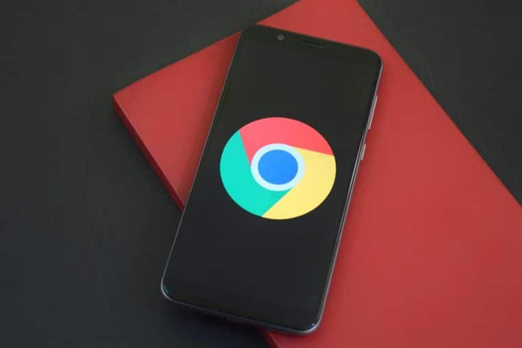 Google a discrètement installé une application qui "espionne" toutes les photos de votre téléphone Android