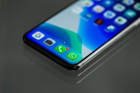 Téléchargement photos, vidéos... : Vous devez désactiver au plus vite cette fonctionnalité automatique sur WhatsApp