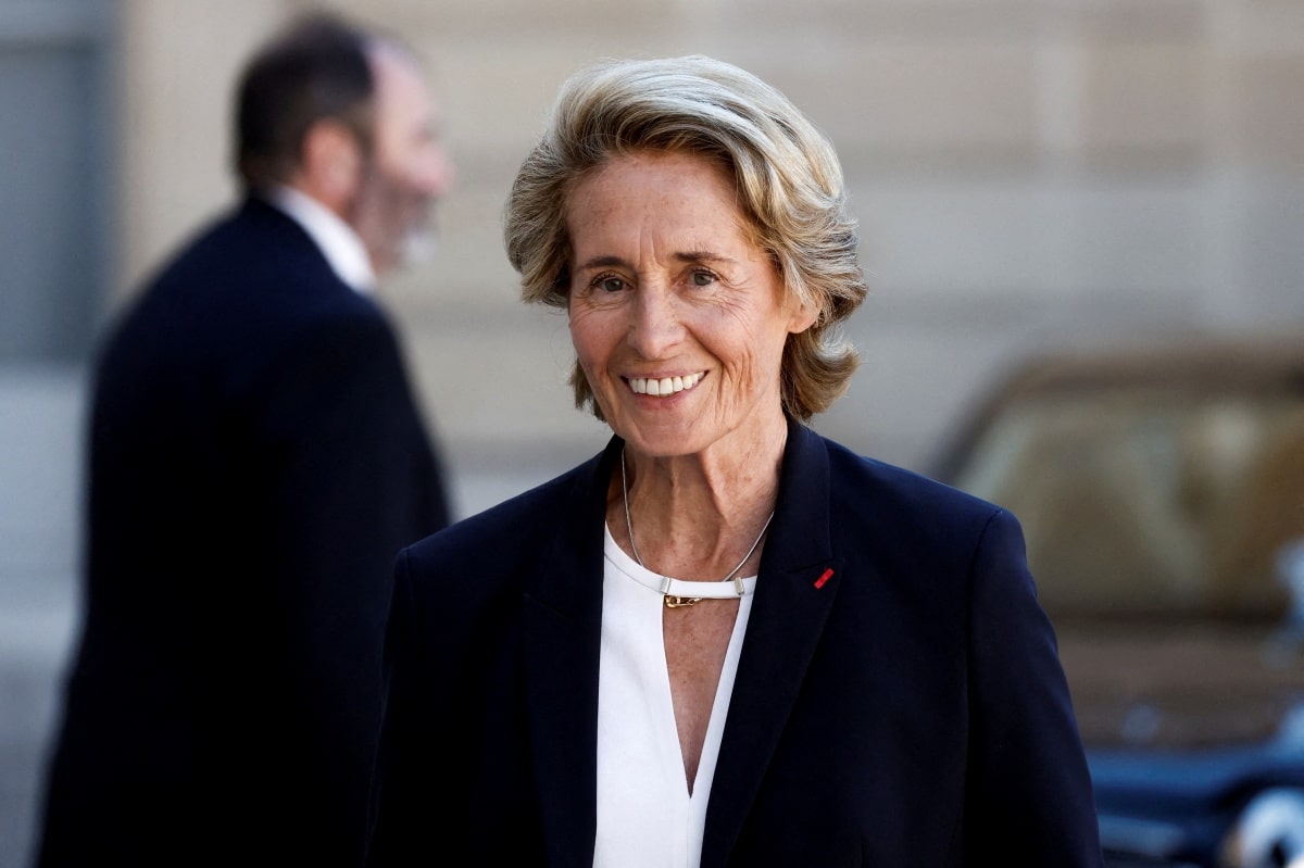 7 Elodie Gossuin politique region Caroline Cayeux