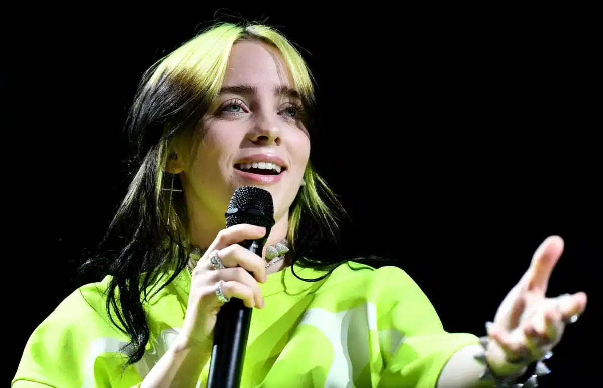 Billie Eilish Ce Dessin Qui Lui A Fait Perdre 100 000 Abonn s En Une billie-eilish-ce-dessin-qui-lui-a-fait-perdre-100-000-abonn-s-en-une