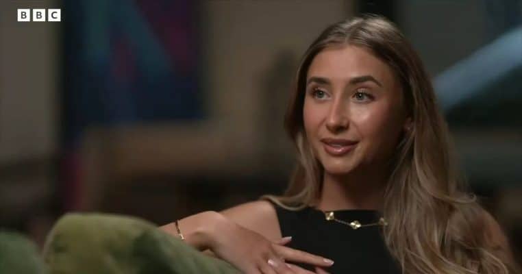 Lily Phillips enfance