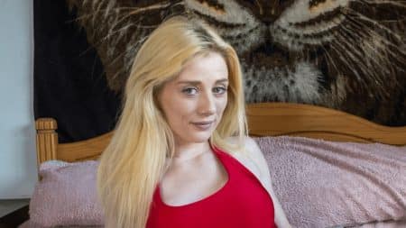 Une mère de famille qui a vécu dans un HLM devient super-riche en s