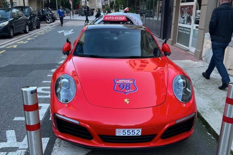 Porsche auto-ecole monaco bonne conduite