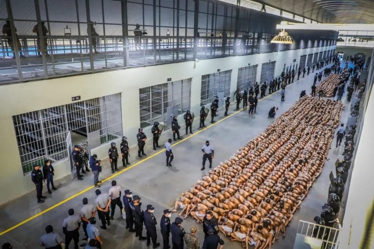 Prison Salvador conditions