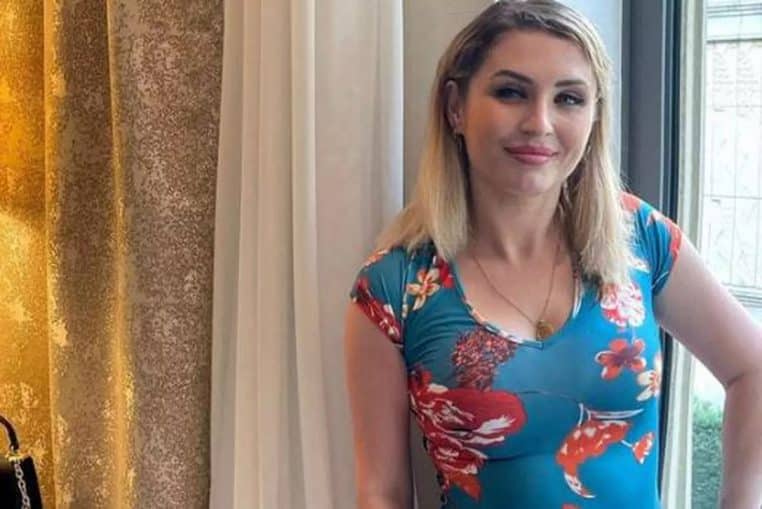 amandine pellissard ferme son compte mymmm - copie