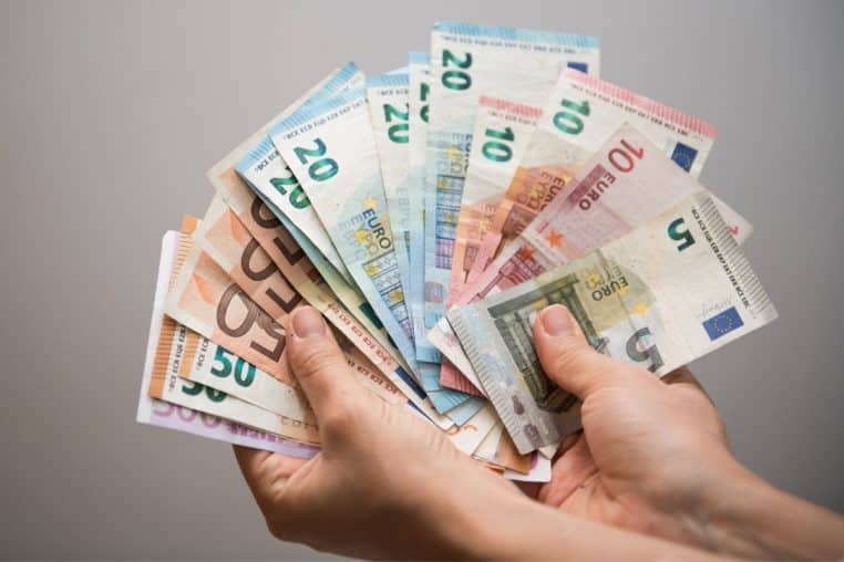 euros @canva