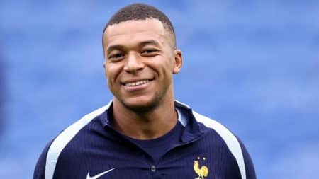 kymian mbappe drague par candidate tele realite