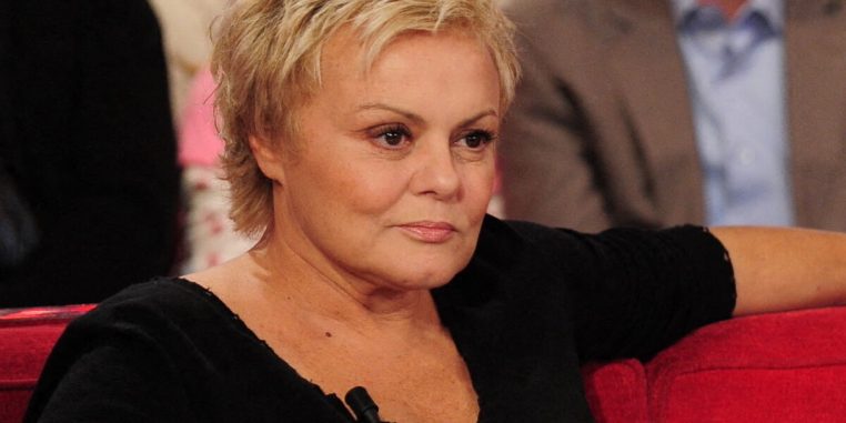 Muriel Robin se confie sur son addiction, l'alcool