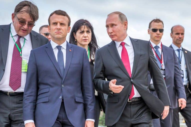 poutine et macron @Jean-Claude Coutausse