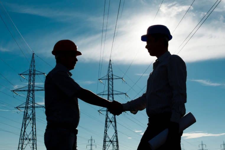 techniciens electricite @canva