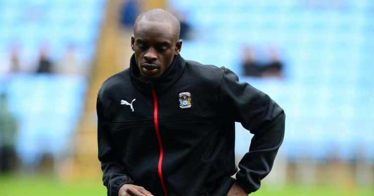 Footballeur Oluwasanmi Odelusi