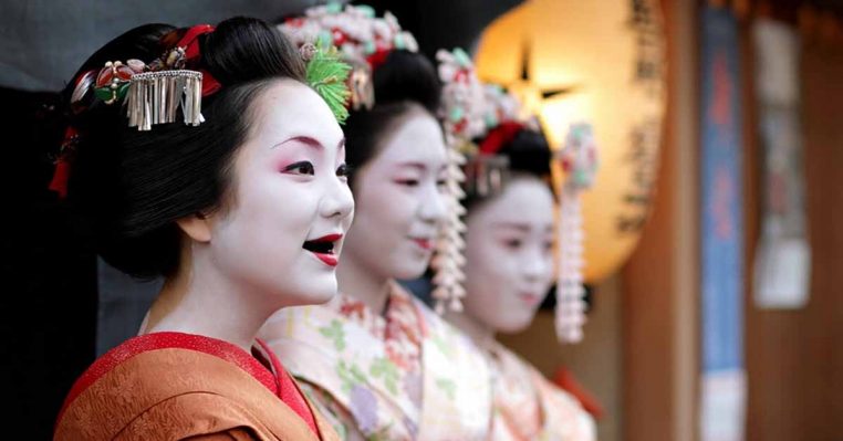 Teeth Blackening Origines