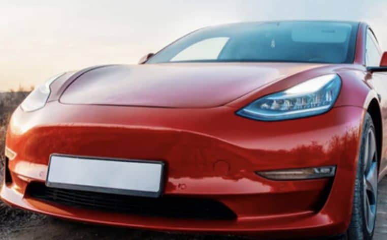 Tesla auto