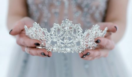 Une ancienne miss victime d'inceste