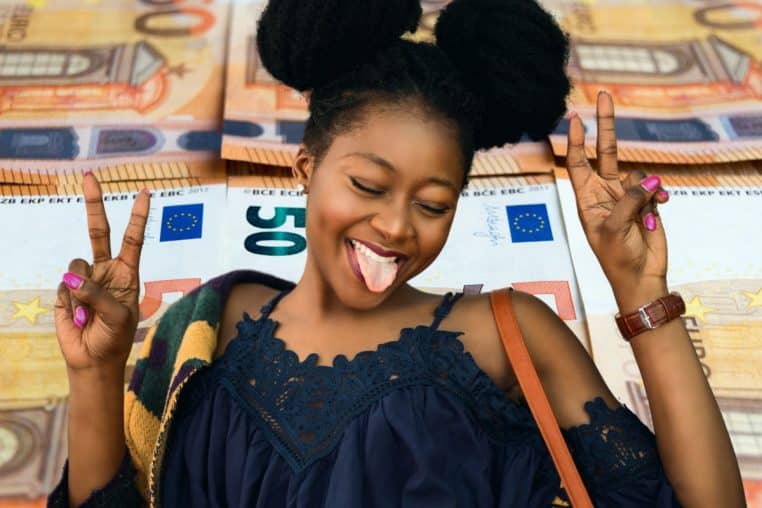 argent heureux @canva