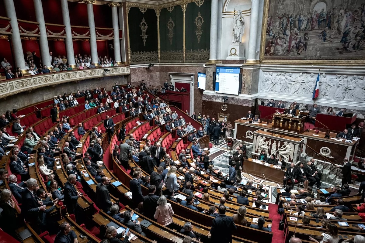 assemble nationale deputes pointe du doigt droguee