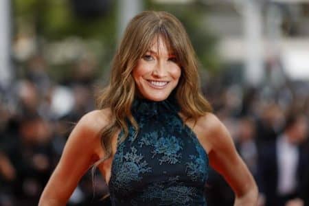 carla bruni chute accident festival de cannes tombe