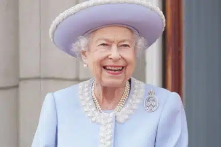 elizabeth ii @Brady Jonathan
