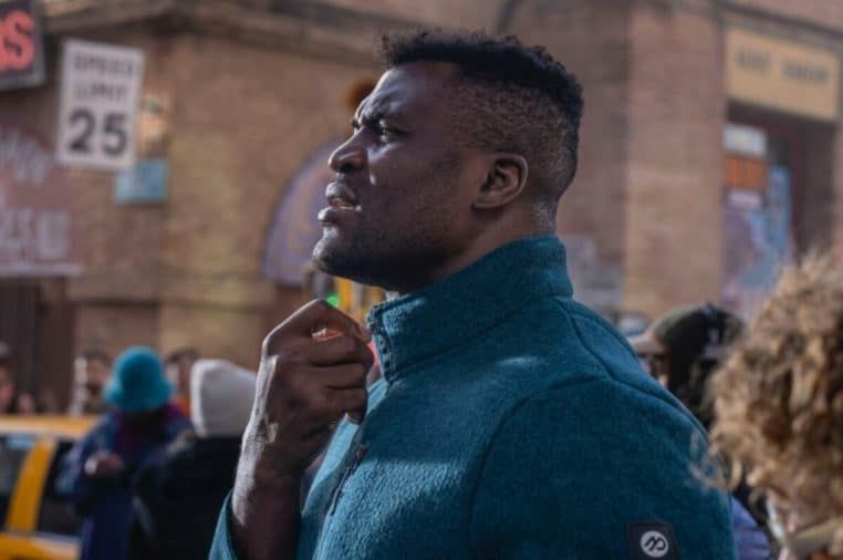 Francis Ngannou sort du silence après son accident de moto ayant entraîné la mort d'une adolescente de 17 ans