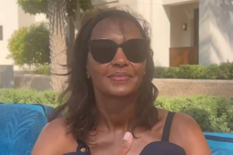 karine le marchand @son instagram officiel