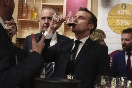 macron boisson @Christophe Petit tesson
