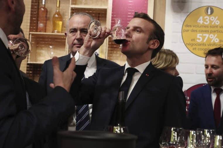 macron boisson @Christophe Petit tesson