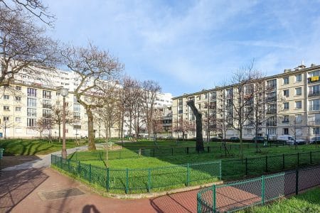 Un homme de 70 ans expulsé de son logement à cause de ses fils dealers : il est aujourd'hui SDF