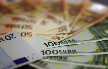 Vers la fin de l'argent liquide ?