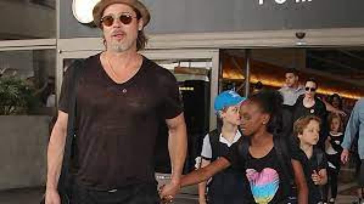 18 Brad pitt love Angelina Jolie enfant adoptif Zahara