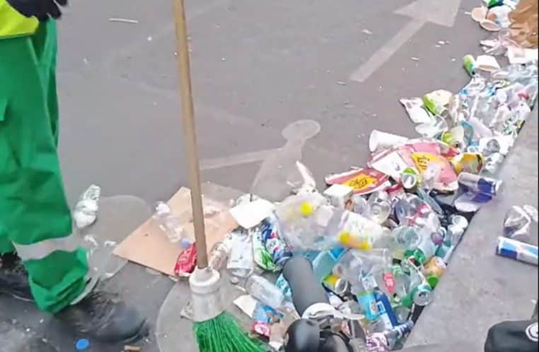 Eboueur déchet Paris fête de la musique