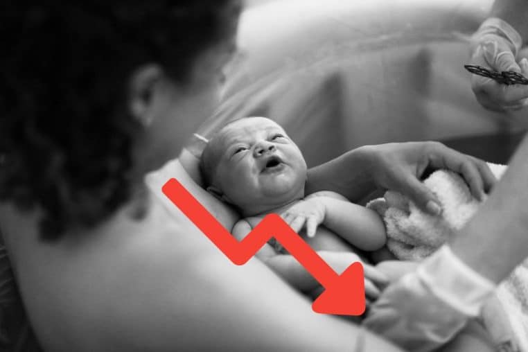 baisse natalité @canva