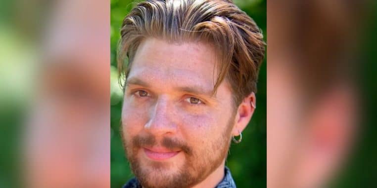 Tombé fou amoureux d'une IA, un homme atteint de troubles mentaux tué par la police