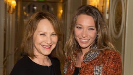 laura smet inquiete poour sa mere prend une decision