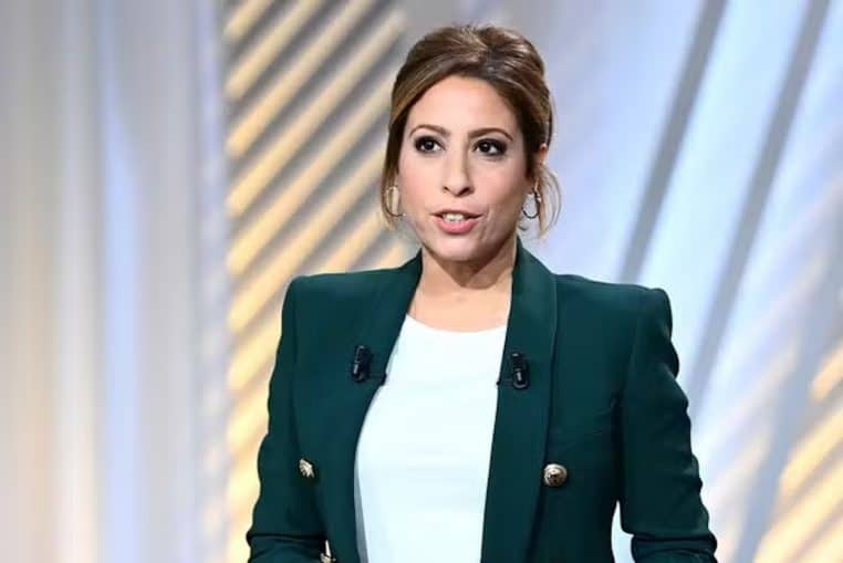 léa salamé quitte france inter récupère JT - copie