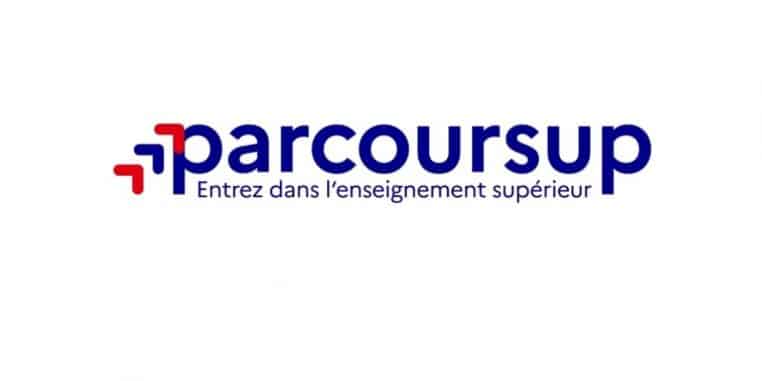 Parcoursup : une lycéenne remplace sa lettre de motivation par une recette de brownie... et est admise à la fac