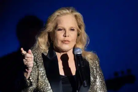 sylvie vartan perd un etre cher