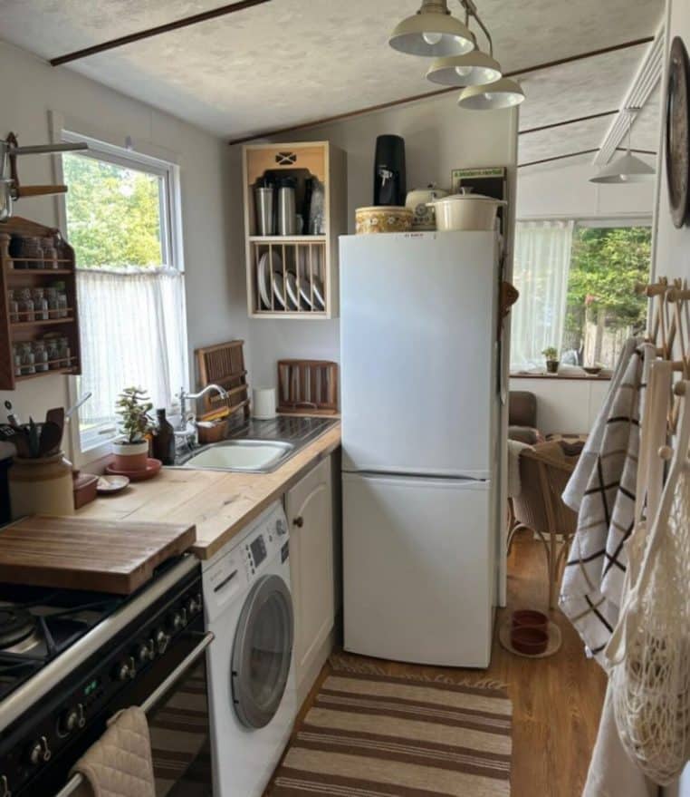 Elle achète une vieille caravane à 200 dollars et la transforme en maison de rêve
