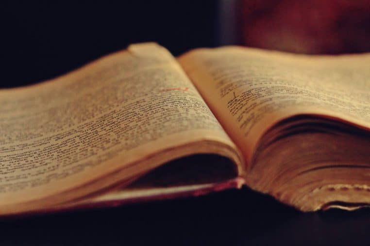 vieux manuscrit @canva
