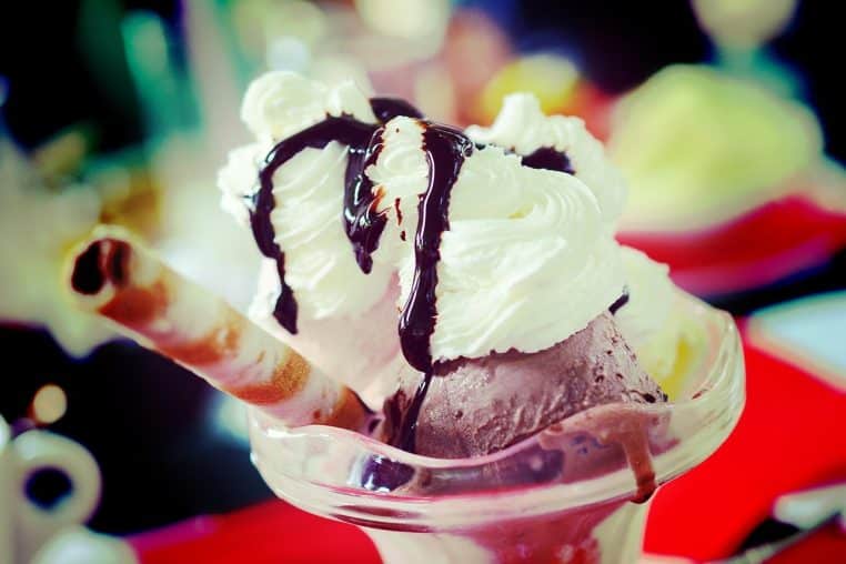 ice, cream, dessert, sweet, vanilla, nature, chocolate, delicious, summer, icecream, refreshing, tasty, ice-cream