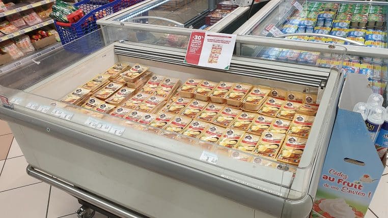 affiche publicitaire de fromage à raclette en gros plan