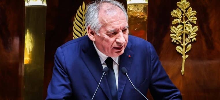 François Bayrou impopulaire