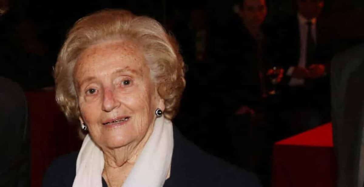 bernadette-chirac-de-retour-sur-le-devant-de-la-scene-retour.jpg