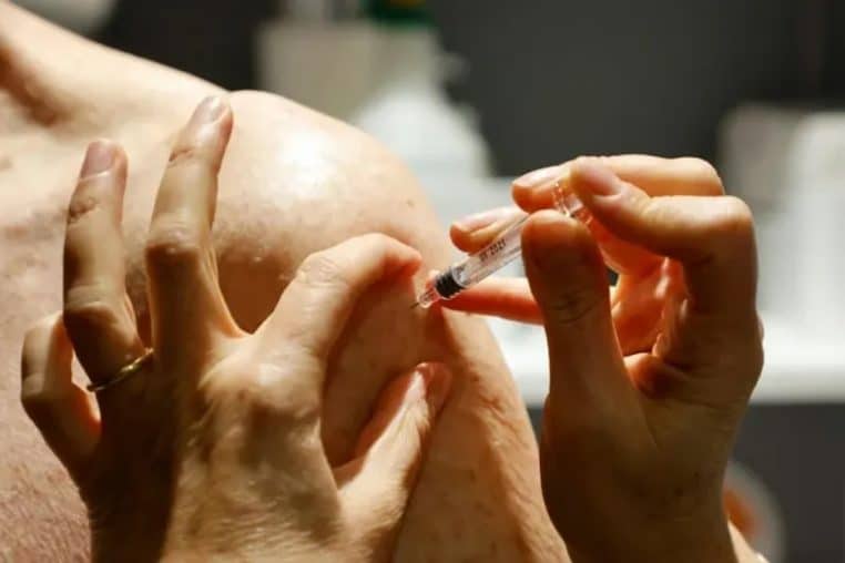 grippe malade vaccins medef sanction - copie